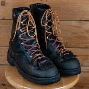 Danner Super Rainforest 8" Hiking Boots in Black - Recraftable - M 8.5 / EU 42